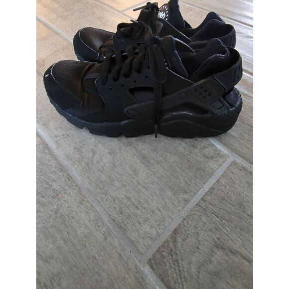 Nike Air Huarache Running Sneakers Black White 2020 Size 7 - Picture 3 of 8